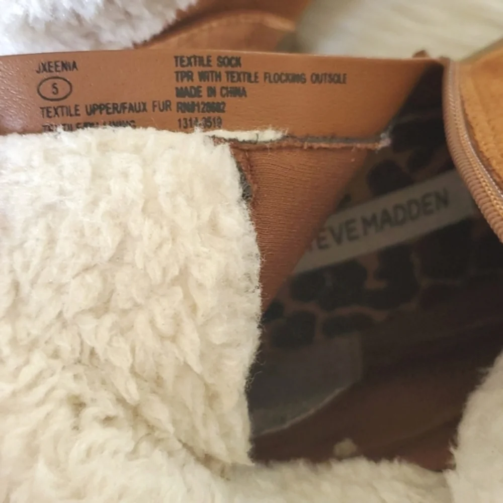 Steve Madden girls tan lace up boots sz 5